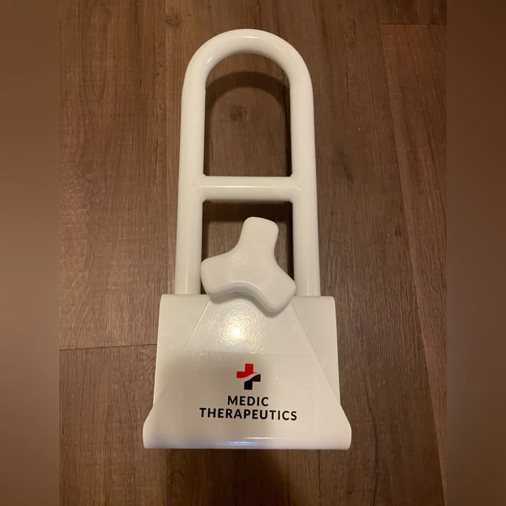 Medic Therapeutics Adjustable Steel Bathtub Safety Assist Rail